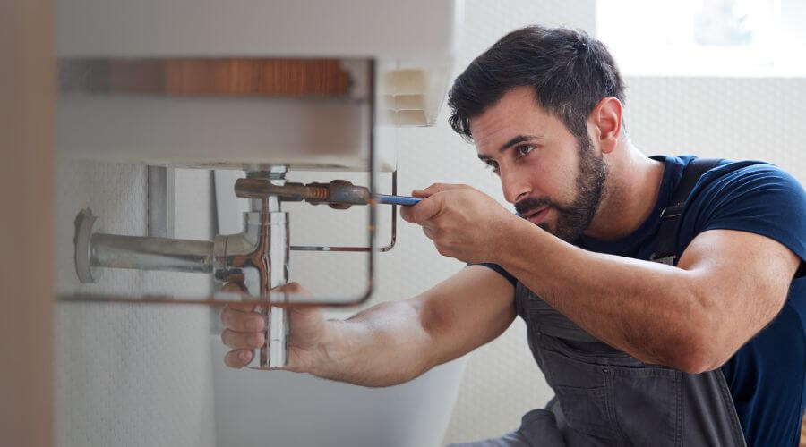 Hot water issue at sink in Austin, CO